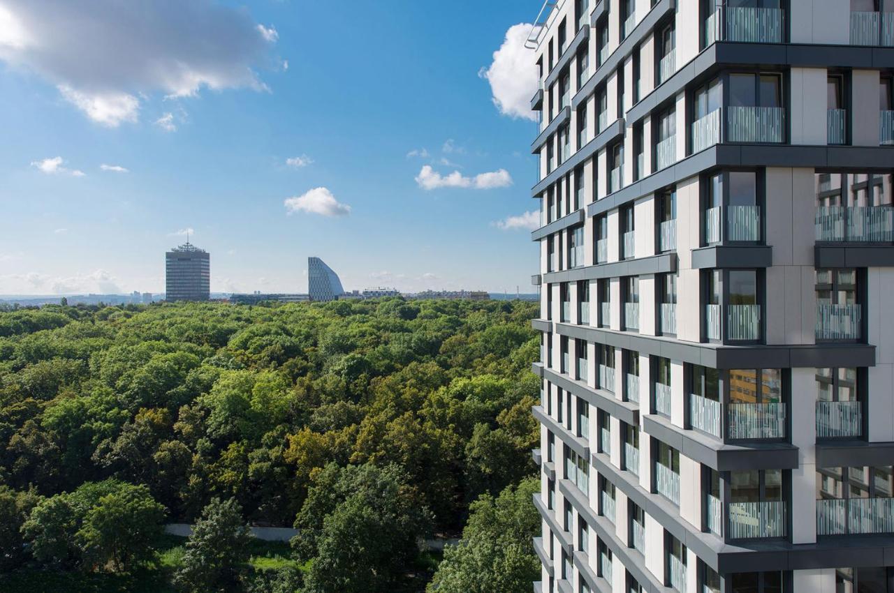 Centrum Park Apartment+ Praha Bagian luar foto