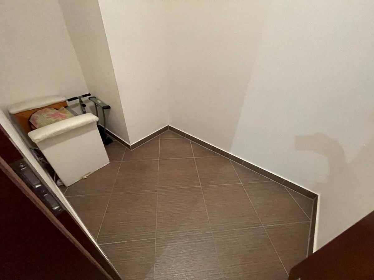 Centrum Park Apartment+ Praha Bagian luar foto